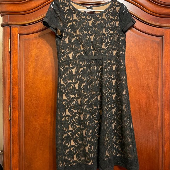 Uncle Frank Dresses & Skirts - Uncle Frank Black Lace Dress SZ S